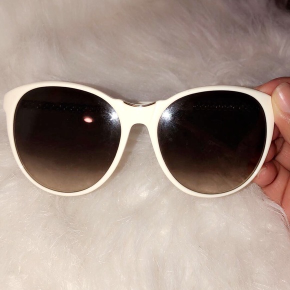 Balmain White sunglasses - Picture 4 of 7